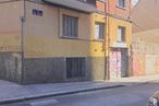 Retail for sale at Calle Ana María, 8, Tetuán, Madrid, 28039 with window, building, property, road surface, asphalt, architecture, neighbourhood, sidewalk, residential area and facade around