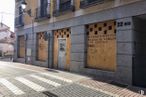 Retail for sale & for rent at Calle Coso, 24, Illescas, Toledo, 45200 with building, road surface, wood, flooring, line, asphalt, urban design, sidewalk, door and facade around