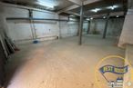 Industrial for sale at Calle Mateo Miguel Ayllón, Cuenca, 16001 with flooring, floor, ceiling, basement and hall around