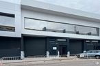 Industrial for sale & for rent at Calle Loeches, Alcorcón, Madrid, 28925 with car, automotive parking light, sky, vehicle, cloud, building, tire, wheel, facade and commercial building around