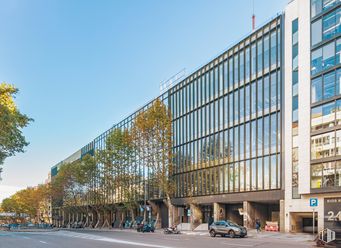 Oficina en alquiler en La Matriz, Calle Ríos Rosas, 26, Chamberí, Madrid, 28003 con edificio, cielo, rueda, coche, infraestructura, árbol, diseño urbano, vehículo, condominio y barrio alrededor