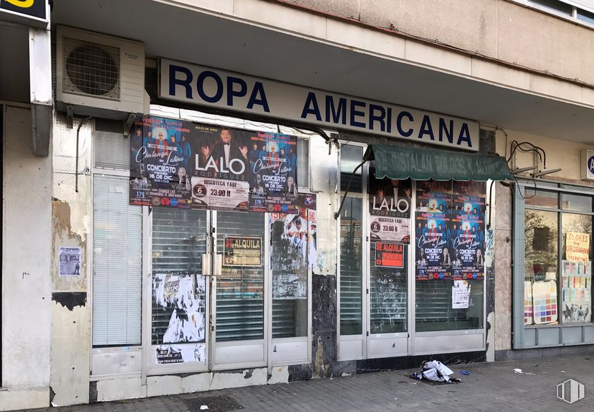 Local en alquiler en Calle Gutierre de Cetina, 87, Ciudad Lineal, Madrid, 28017 con accesorio, puerta, edificio, fuente, venta minorista, fachada, ciudad, área urbana, gas y señalización alrededor