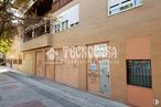 Retail for sale at Zona del Juzgado de Paz, Humanes de Madrid, Madrid, 28830 with window, door, property, building, tree, fixture, urban design, facade, road surface and real estate around