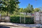 Land for sale at Calle Juan Antonio Zenon, 91, Navalcarnero, Madrid, 28600 with plant, sky, tree, road surface, land lot, asphalt, grass, building, street light and fence around