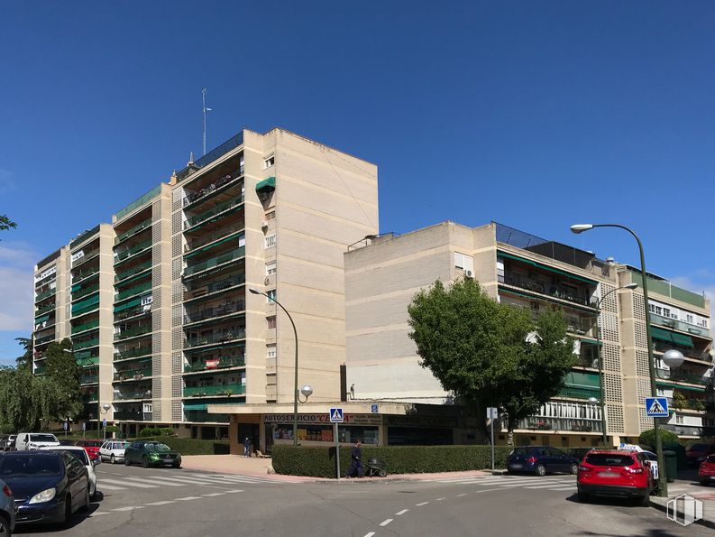 Local en alquiler en Calle Rubens, 20, Móstoles, Madrid, 28933 con coche, edificio, luz de la calle, cielo, propiedad, vehículo, infraestructura, diseño urbano, barrio y vía pública alrededor