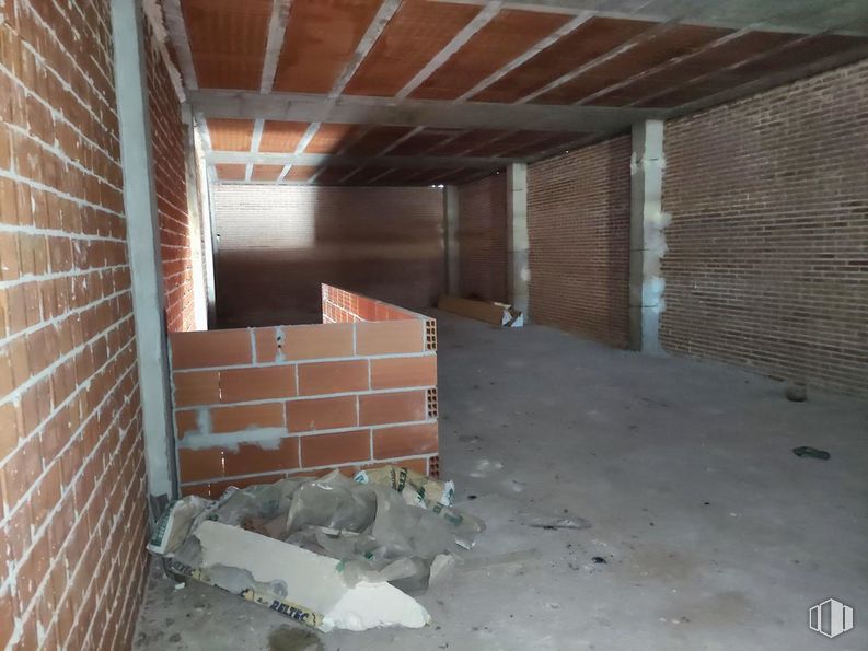 Local en venta en Calle Capitán Miranda, Miguel Esteban, Toledo, 45830 con albañilería, madera, edificio, ladrillo, suelos, suelo, material de construcción, material compuesto, hall y casa alrededor