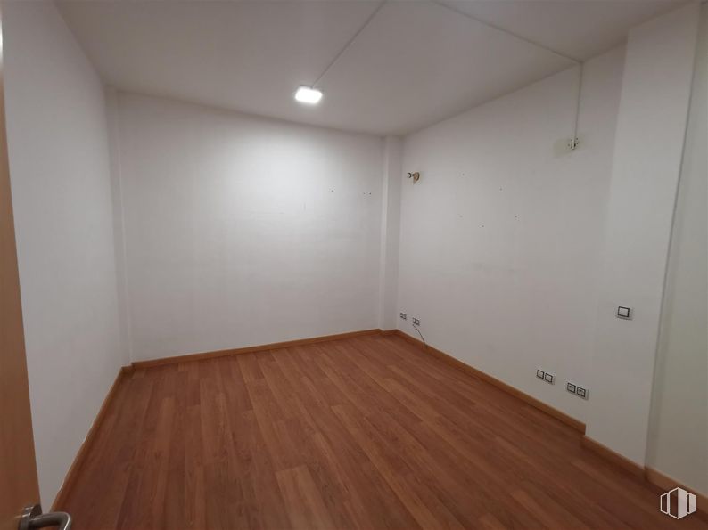 Oficina en venta en Calle Cronos, 20, San Blas - Canillejas, Madrid, 28037 con accesorio, madera, hall, suelo, suelos, tinte para madera, madera dura, tablón, techo y barniz alrededor