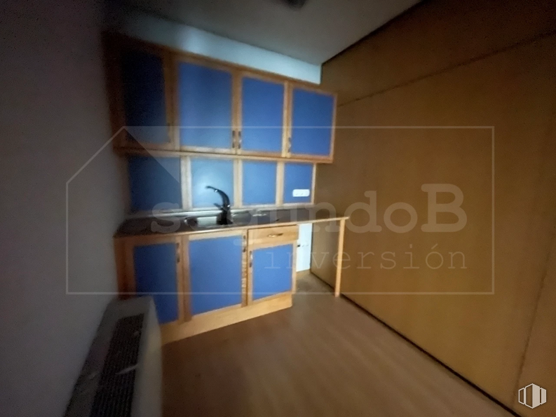 Retail for sale at Calle Escuelas Católicas, 1, Las Rozas de Madrid, Madrid, 28230 with cabinetry, furniture, countertop, building, wood, house, flooring, floor, kitchen and wood stain around