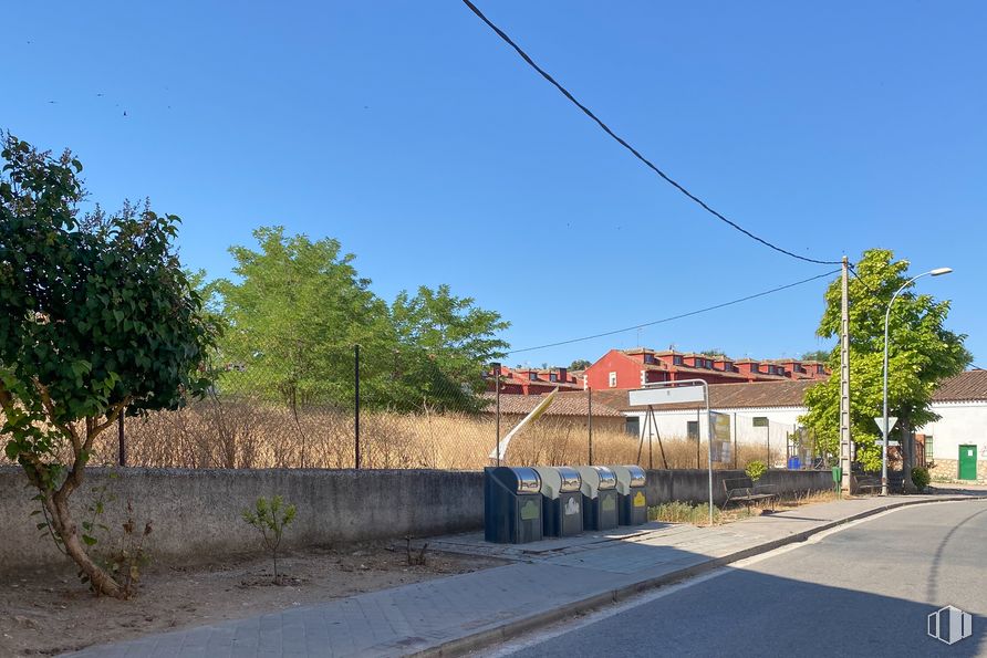 Suelo en venta en Carretera Valdelaguna, Belmonte de Tajo, Madrid, 28390 con edificio, cielo, planta, superficie de la carretera, electricidad, árbol, asfalto, línea eléctrica aérea, pendiente y carretera alrededor