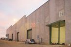 Industrial for sale & for rent at Zona Carretera de Valencia, Cuenca, 16003 with car, building, window, sky, property, street light, plant, vehicle, neighbourhood and road surface around