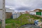 Land for sale at Calle Mariano García Martín, La Torre de Esteban Hambrán, Toledo, 45920 with car, cloud, sky, plant, land lot, motor vehicle, vehicle, grass, building and landscape around