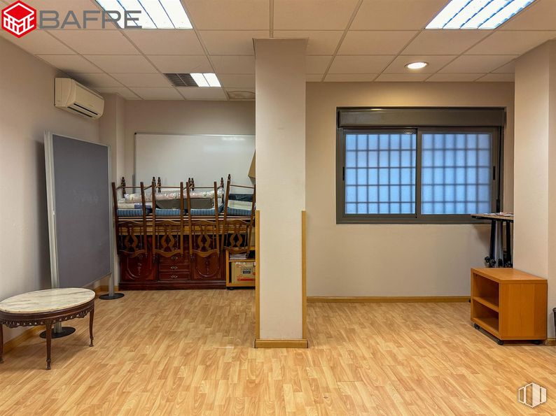 Retail for sale at Calle Castillejos, Tetuán, Madrid, 28039 with window, table, coffee table, furniture, interior design, lighting, wood, flooring, floor and hall around