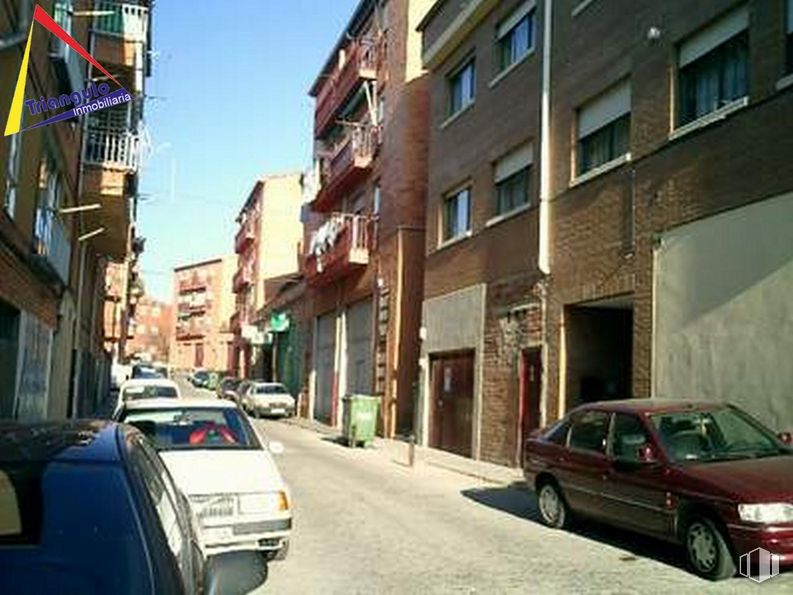 Local en venta en Zona San Lorenzo, Segovia, 40003 con coche, edificio, rueda, ventana, luz de estacionamiento automotriz, vehículo terrestre, vehículo, cielo, propiedad y neumático alrededor