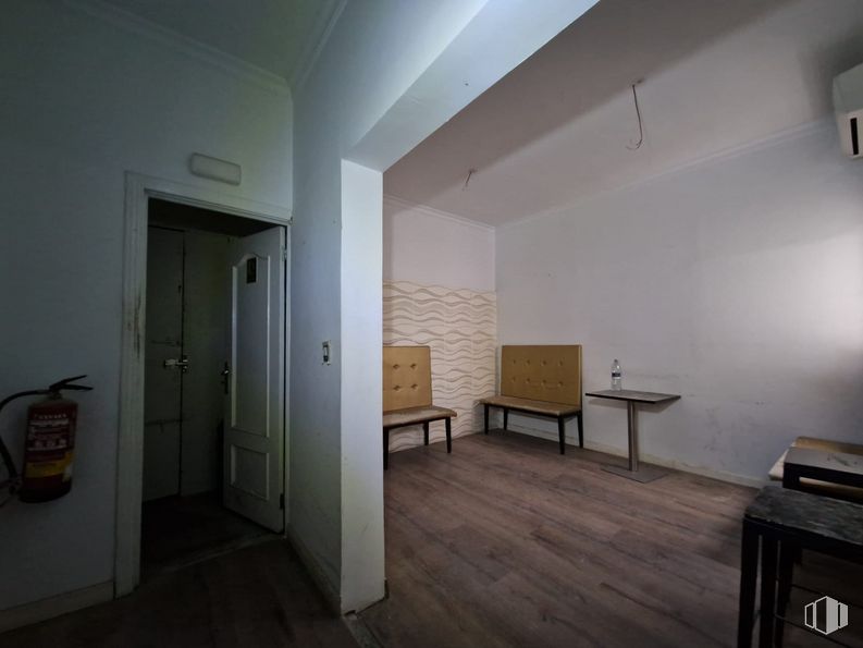 Local en alquiler en Calle Jorge Juan, 56, Salamanca, Madrid, 28009 con mesa, silla, madera, arquitectura, accesorio, suelos, hall, suelo, confort y madera dura alrededor