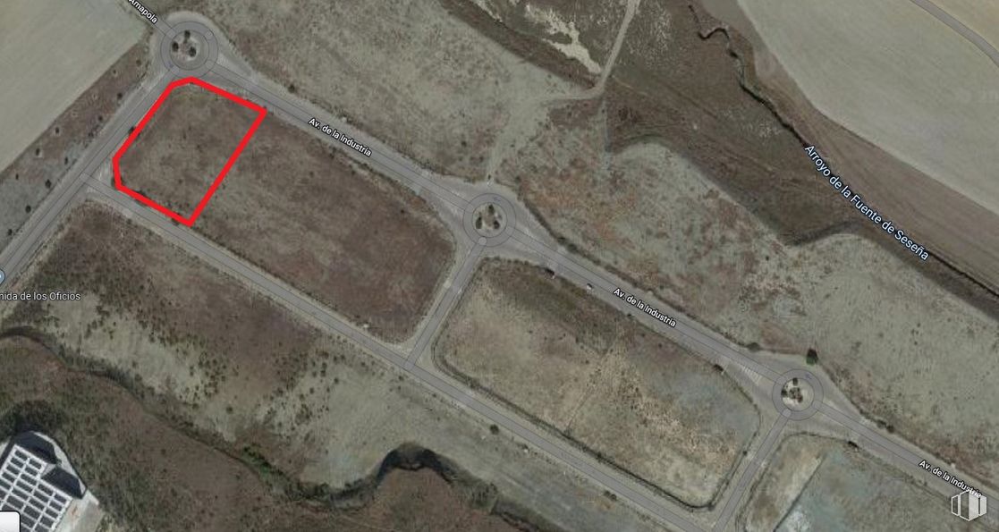 Land for sale at Plaza Jesus Menchero 1ª Fase, Borox, Toledo, 45222 with road surface, floor, asphalt, wood, flooring, beige, gas, concrete, pattern and composite material around