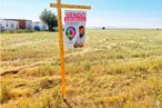 Land for sale at Calle Dolmen, 1, Illescas, Toledo, 45200 with person, sky, plant, ecoregion, land lot, cloud, agriculture, grass, natural landscape and grassland around