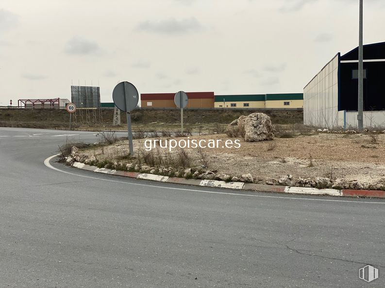 Suelo en venta en Calle Explanada, 1, Yeles, Toledo, 45220 con edificio, nube, cielo, planta, superficie de carretera, asfalto, lote de tierra, brea, zona rural y carretera alrededor