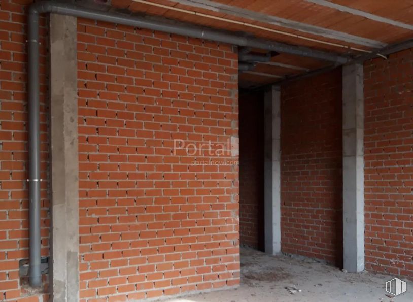 Local en venta en Avenida Castilla La Mancha, Noez, Toledo, 45162 con propiedad, madera, albañilería, sombra, ladrillo, edificio, material de construcción, accesorio, propiedad material y material compuesto alrededor