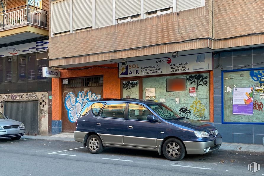 Local en venta en Calle Begoña, Coslada, Madrid, 28820 con rueda, coche, neumático, edificio, luz de estacionamiento automotriz, vehículo terrestre, vehículo, propiedad, luz de posición lateral automotriz y ventana alrededor