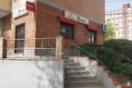 Retail for rent at Calle Rafael Finat, La Latina, Madrid, 28044 with building, window, plant, stairs, road surface, urban design, wall, brick, sidewalk and real estate around