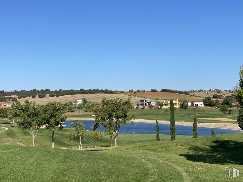 Suelo en venta en Campo de Golf Green Sire Golf, Cabanillas del Campo, Guadalajara, 19171 con planta, agua, cielo, recursos hídricos, ecorregión, árbol, azure, paisaje natural, lote de terreno y hierba alrededor