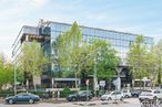 Oficina en alquiler en Avenida Bruselas, 5, Alcobendas, Madrid, 28108 con coche, edificio, rueda, cielo, neumático, propiedad, vehículo, nube, planta y infraestructura alrededor