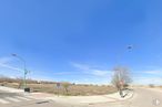 Land for sale at Calle Albert Camus, 1, Getafe, Madrid, 28909 with street light, sky, cloud, road surface, asphalt, landscape, thoroughfare, plant, tree and horizon around