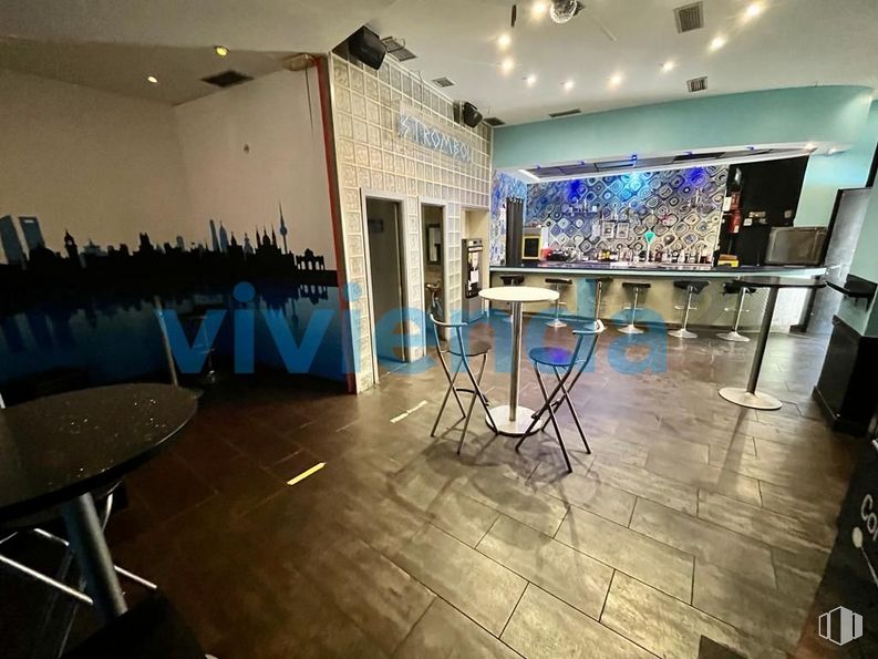 Retail for sale & for rent at Calle Suecia, 35, San Blas - Canillejas, Madrid, 28022 with chair, table, building, furniture, interior design, flooring, floor, house, hall and leisure around