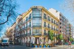 Oficina en alquiler en Calle Jorge Juan, 35, Salamanca, Madrid, 28001 con camión, edificio, cielo, propiedad, ventana, planta, rueda, arquitectura, neumático y árbol alrededor