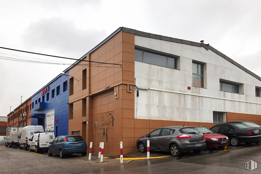 Nave en venta en Calle Valgrande, 10, Alcobendas, Madrid, 28100 con coche, edificio, ventana, luz de estacionamiento automotriz, vehículo terrestre, rueda, cielo, neumático, vehículo y propiedad alrededor