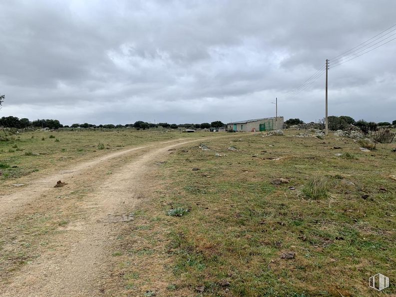 Suelo en venta en Zona centro, Brieva, Segovia, 40180 con nube, cielo, planta, paisaje natural, llano, hierba, pendiente, superficie de la carretera, pradera y paisaje alrededor