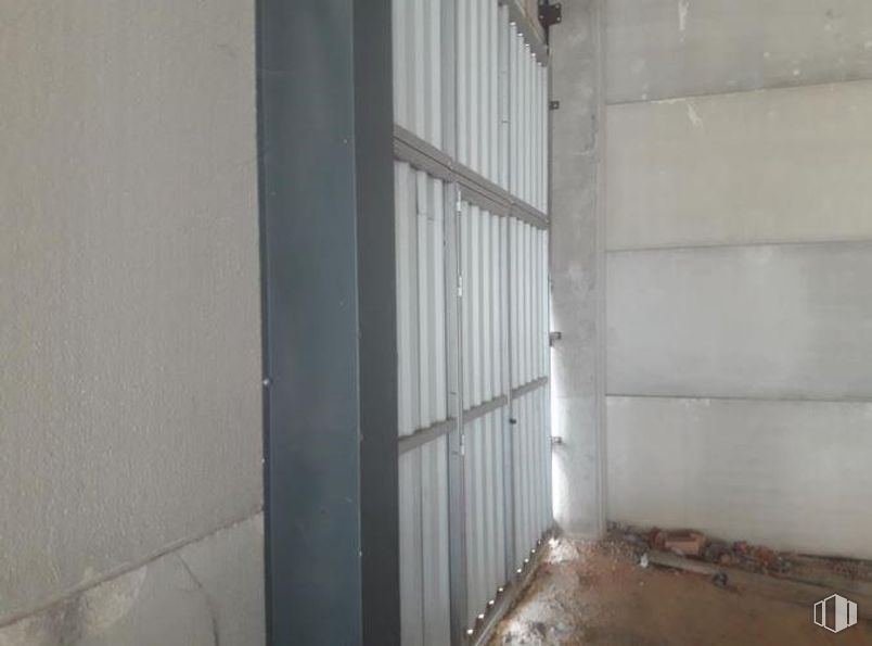 Industrial for sale at Carretera Villarrubia, Noblejas, Toledo, 45350 with wood, composite material, flooring, building, gas, ceiling, plaster, glass, concrete and metal around