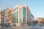 Office for rent at Paseo Castellana, 52, Salamanca, Madrid, 28046 with building, sky, daytime, window, street light, tower block, urban design, condominium, tree and wheel around