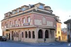 Retail for sale at Plaza Constitución, 4, Espirdo, Segovia, 40191 with car, building, sky, property, window, wheel, house, vehicle, tire and neighbourhood around