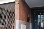 Local en venta en Avenida Purísima Concepción, Toledo, 45006 con puerta, pared, albañilería, ladrillo, material compuesto, material de construcción, puerta de casa, puerta y iluminación natural alrededor