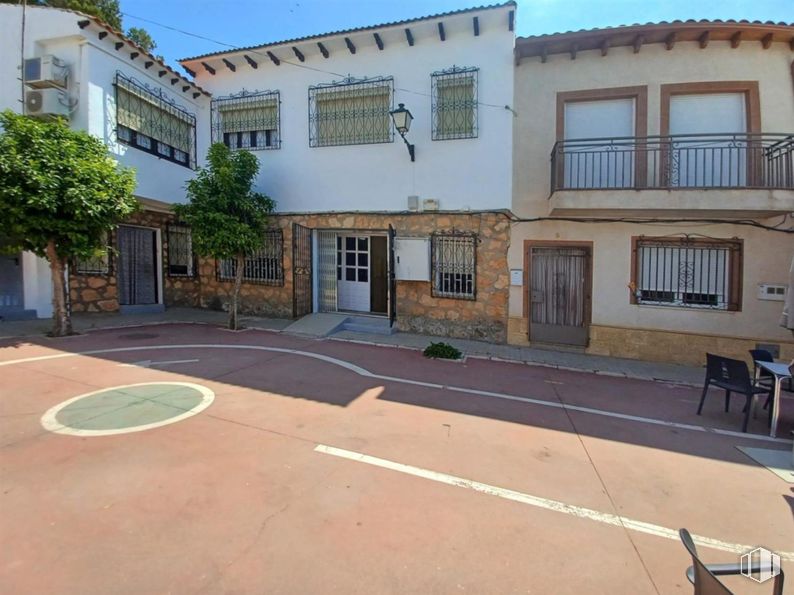 Local en alquiler en Zona centro, Villafranca de los Caballeros, Toledo, 45730 con ventana, propiedad, cielo, edificio, árbol, puerta, barrio, zona residencial, pared y superficie de la carretera alrededor