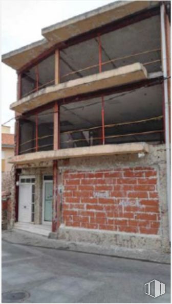 Suelo en venta en Calle Oliva, Collado Mediano, Madrid, 28450 con casa, ventana, puerta, edificio, albañilería, madera, ladrillo, material de construcción, fachada y rectángulo alrededor