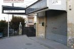 Local en alquiler en Carretera Loeches, Campo Real, Madrid, 28510 con propiedad, edificio, planta, superficie de carretera, asfalto, barrio, puerta, carretera, bienes raíces y fachada alrededor