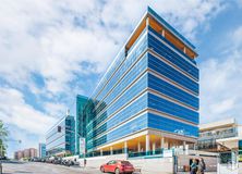 Office for rent at Calle Torrelaguna, 77, Ciudad Lineal, Madrid, 28043 with car, building, cloud, tire, sky, wheel, skyscraper, tower block, urban design and condominium around