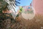 Land for sale at Calle Mar Cantábrico, Hortaleza, Madrid, 28033 with plant, daytime, sky, plant community, building, window, branch, twig, land lot and wood around