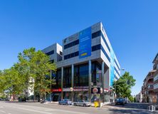 Office for sale & for rent at Calle Alcalá, 474, San Blas - Canillejas, Madrid, 28027 with building, sky, property, tree, window, tower block, urban design, condominium, commercial building and facade around