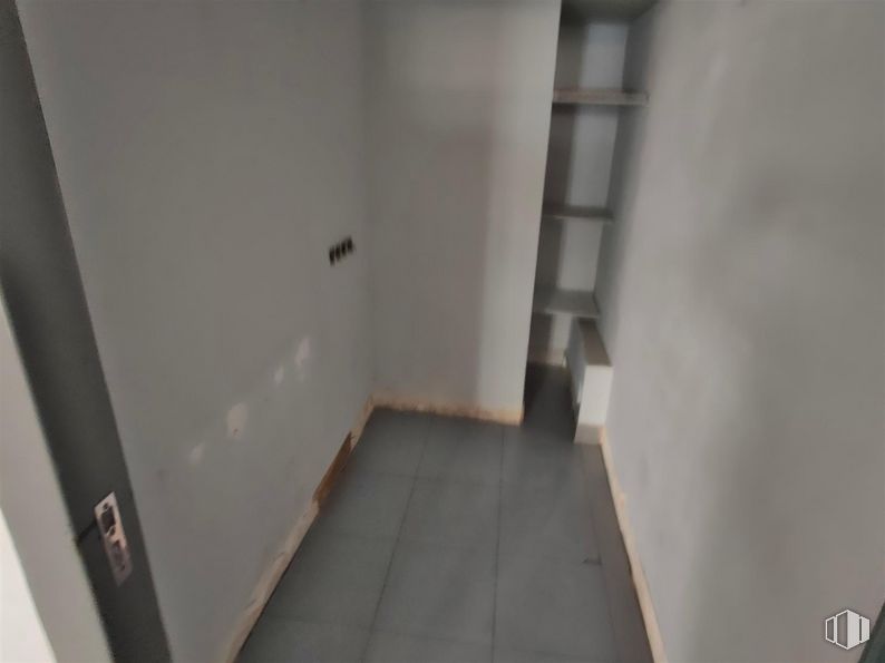 Local en venta en Calle Manacor, 3, Humanes de Madrid, Madrid, 28970 con edificio, madera, suelos, suelo, escaleras, casa, madera dura, techo, material compuesto y escayola alrededor