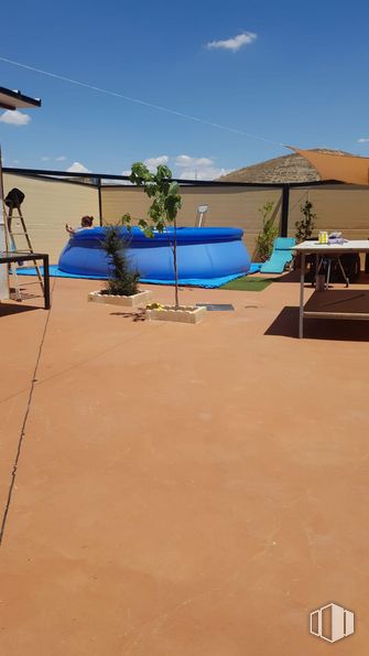 Industrial for sale at Calle Bronce, 14, Borox, Toledo, 45222 with table, couch, sky, shade, cloud, plant, tree, landscape, leisure and outdoor furniture around