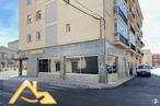 Retail for rent at Zona centro, El Barco de Ávila, Ávila, 05600 with car, building, window, sky, cloud, asphalt, urban design, residential area, real estate and facade around