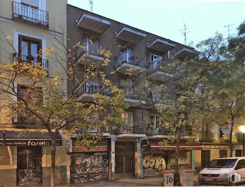 Nave en alquiler y venta en Calle Argumosa, 12, Centro, Madrid, 28012 con ventana, camioneta, edificio, vehículo terrestre, cielo, coche, vehículo, rama, árbol y barrio alrededor