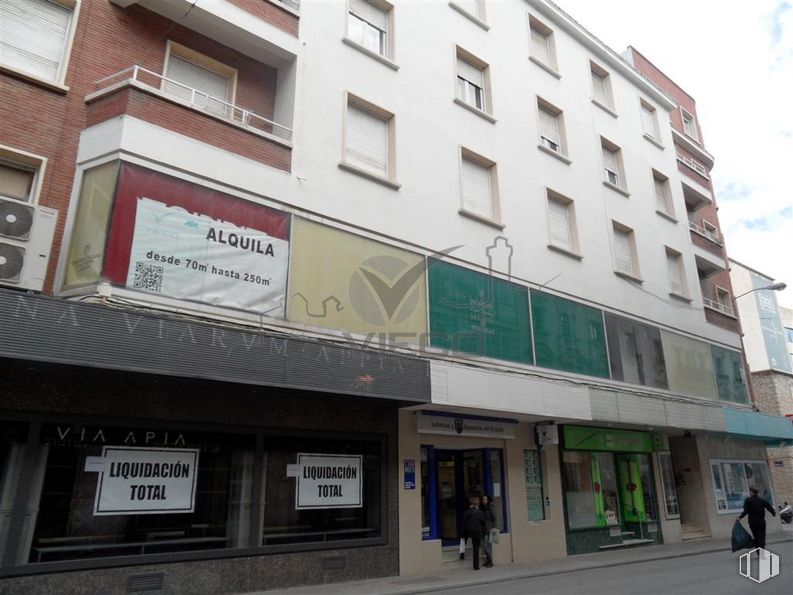 Office for sale & for rent at Calle Fermín Caballero, Cuenca, 16004 with window, building, property, architecture, neighbourhood, facade, real estate, commercial building, city and fixture around