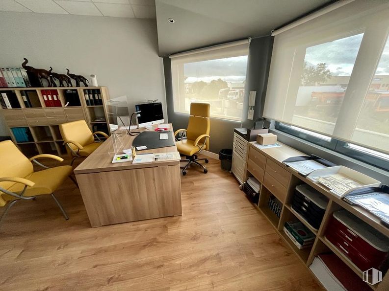 Industrial for sale at Calle Barcelona, Ávila, 05194 with chair, table, bookcase, furniture, wood, interior design, window, floor, flooring and cabinetry around