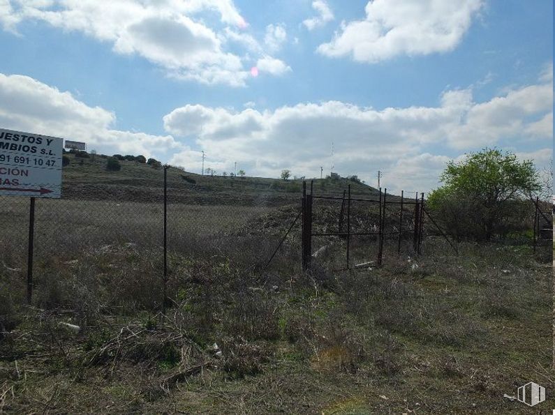 Suelo en venta en Camino UE-42, Pinto, Madrid, 28320 con nube, planta, cielo, comunidad vegetal, paisaje natural, valla, tierras altas, lote de terreno, alambrada y llano alrededor