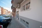 Local en venta en Calle Hierbabuena, Tetuán, Madrid, 28039 con coche, edificio, neumático, vehículo, ventana, matrícula del vehículo, iluminación del automóvil, capó, cielo y rueda alrededor