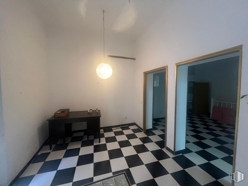 Local en alquiler en Calle Lope de Vega, Centro, Madrid, 28014 con lámpara, alumbrado, mesa, edificio, hall, madera, suelos, interiorismo, casa y suelo alrededor